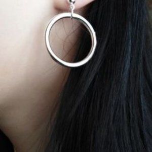 Round Earrings (Silver)